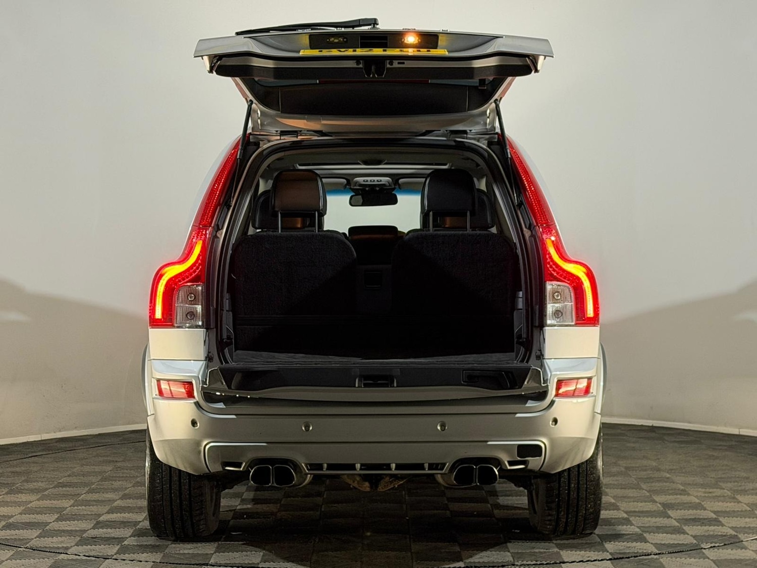 Used Volvo XC90 2012 for sale - 77619421: Photo 8