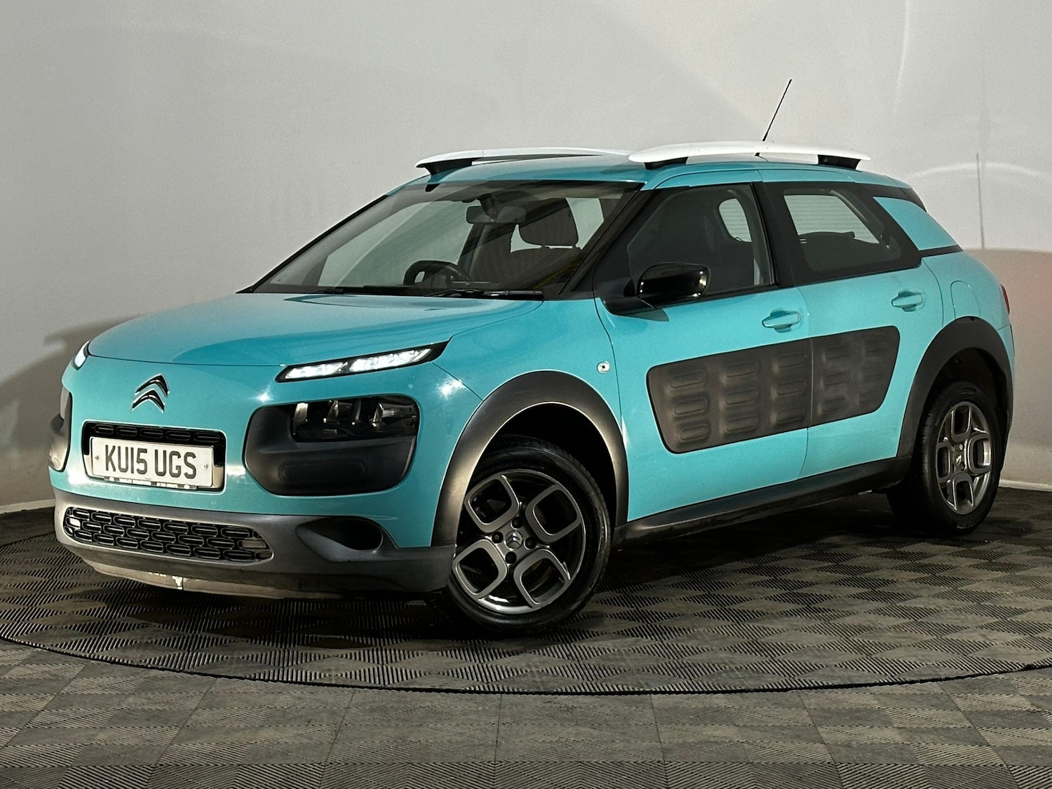 Vehicle 3