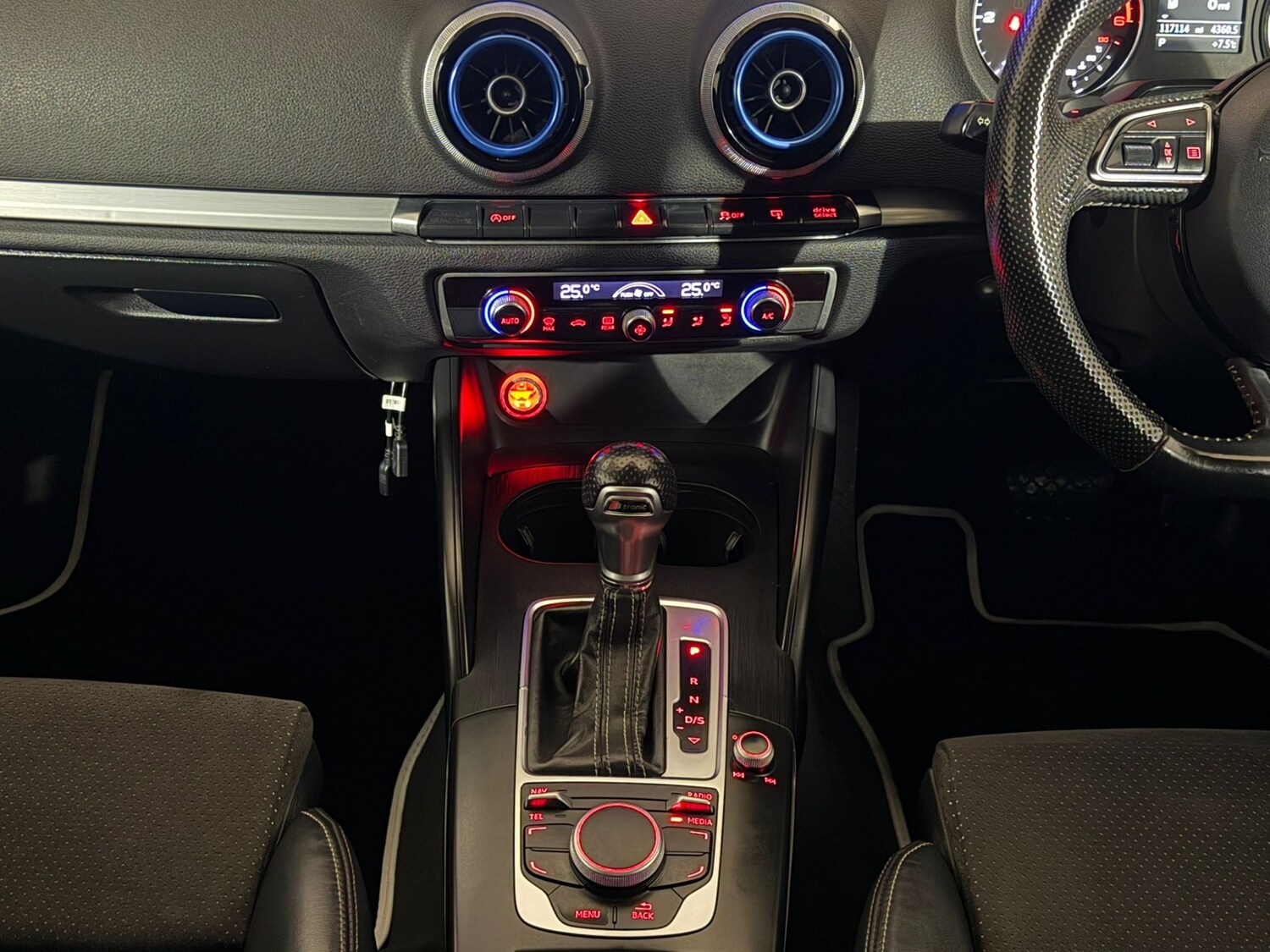 Used Audi A3 2014 for sale - 77398243: Photo 15