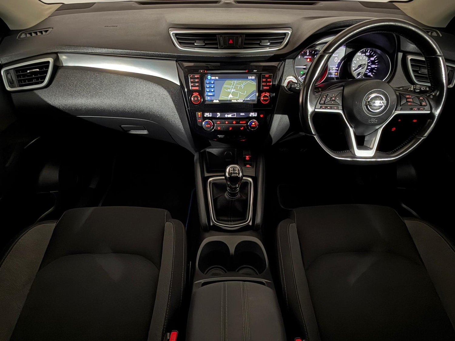 Used Nissan Qashqai 2018 for sale - 76792944: Photo 12