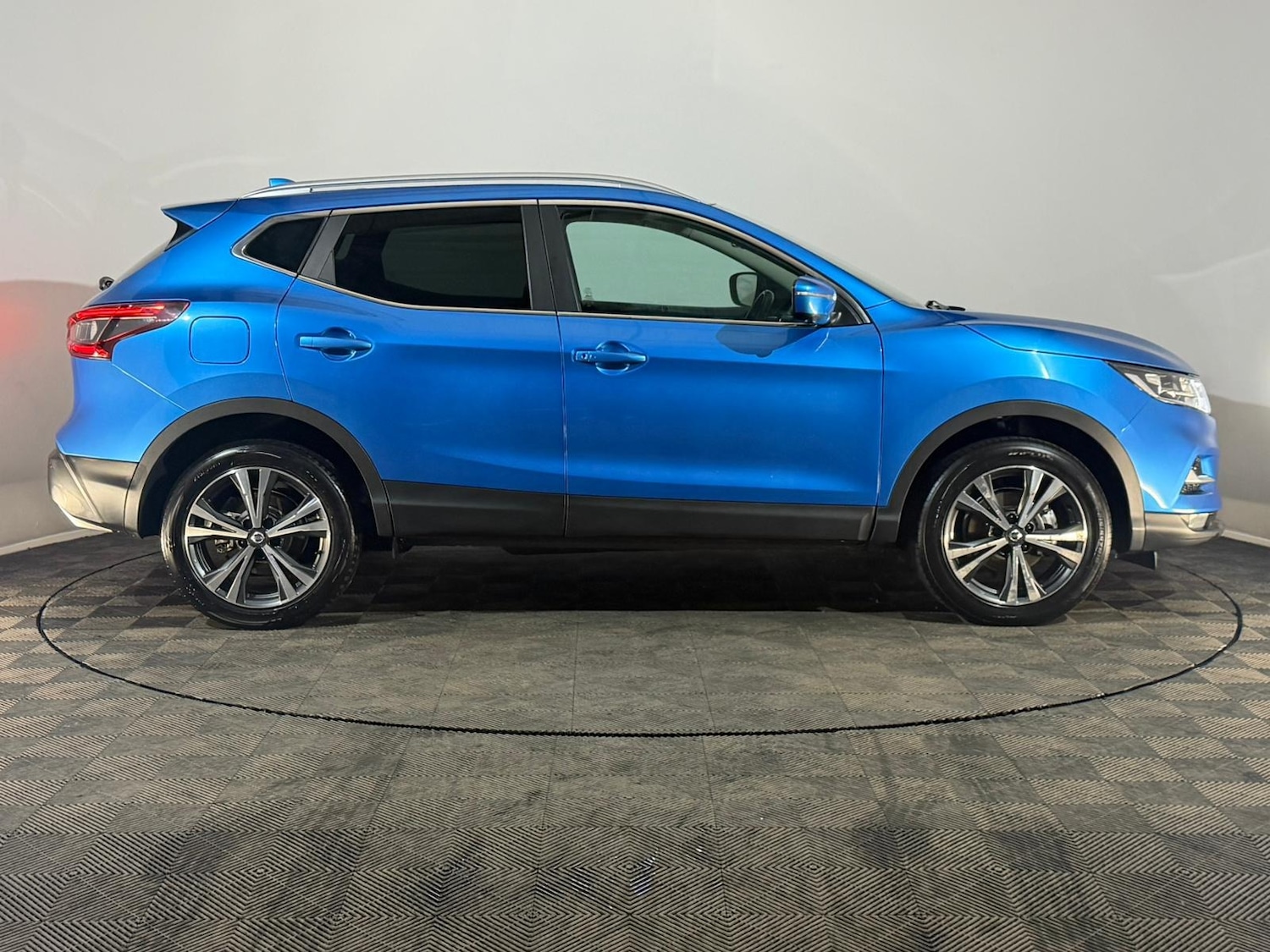Used Nissan Qashqai 2018 for sale - 76792944: Photo 4
