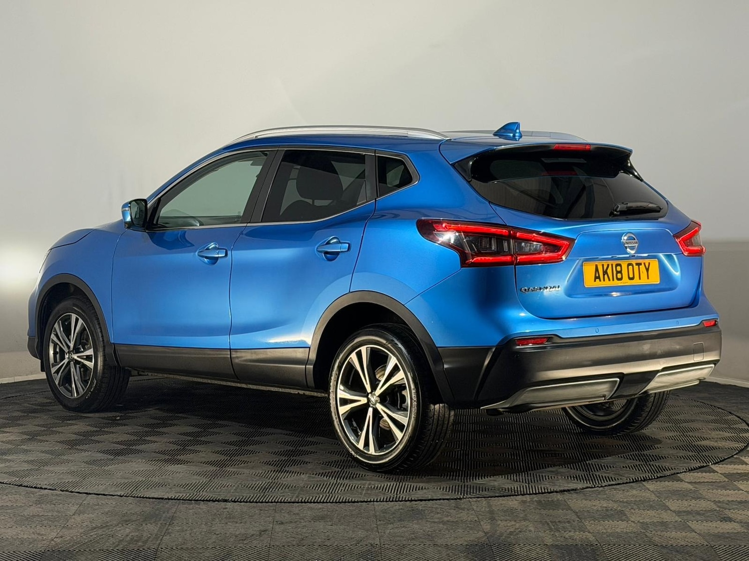 Used Nissan Qashqai 2018 for sale - 76792944: Photo 9