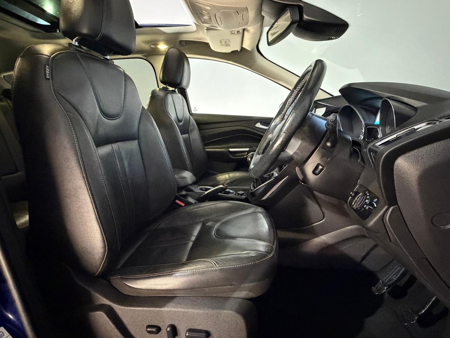 Used Ford Kuga 2016 for sale - 76841703: Photo 16