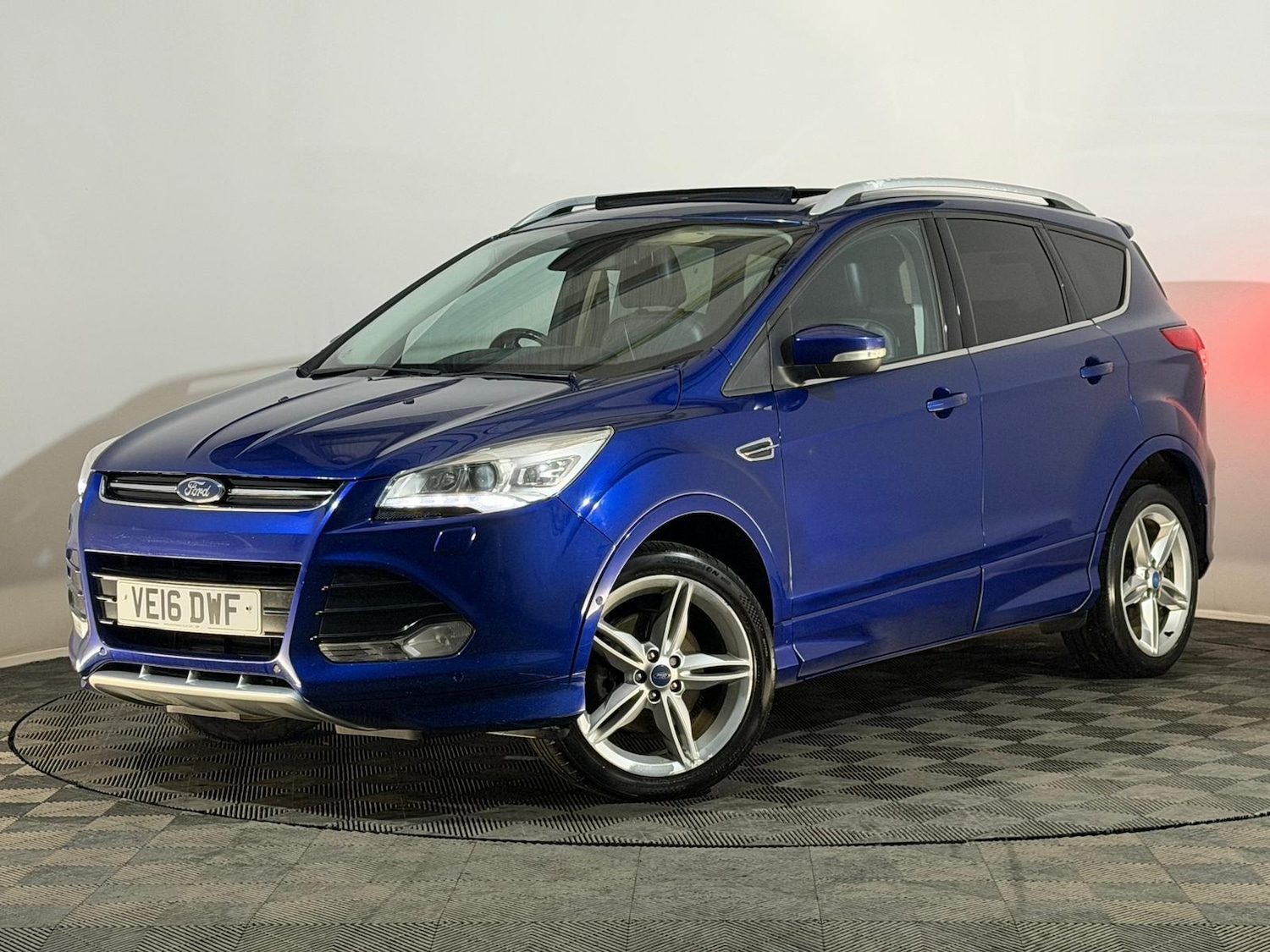 Used Ford Kuga 2016 for sale - 76841703: Photo 4
