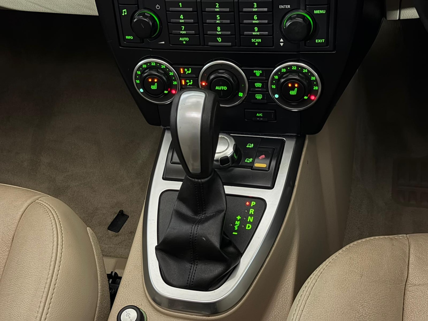 Used Land Rover Freelander 2012 for sale - 76919125: Photo 14