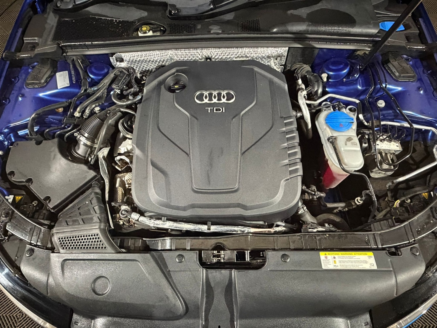 Used Audi A4 2015 for sale - 76414008: Photo 10