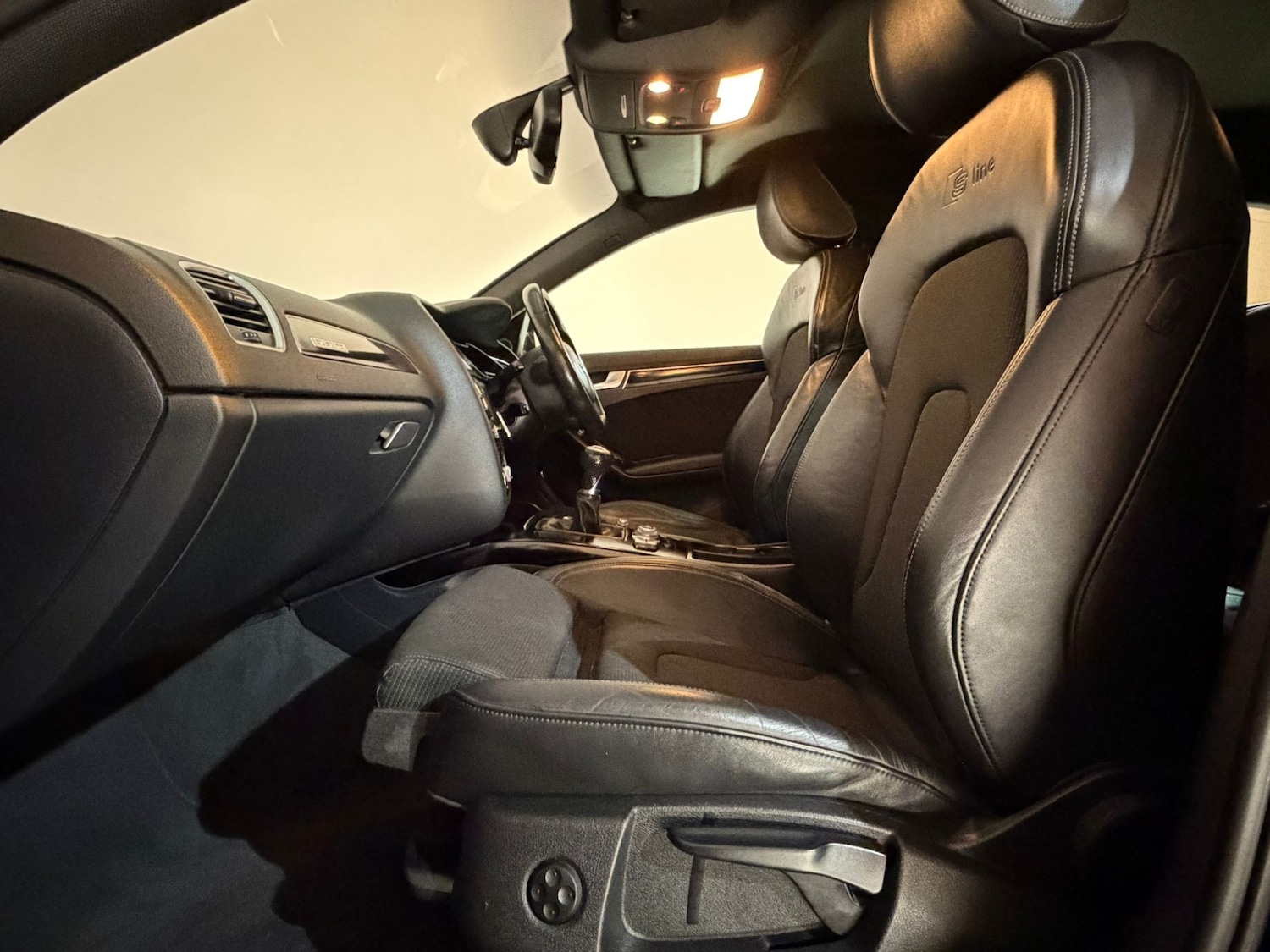 Used Audi A4 2015 for sale - 76414008: Photo 17