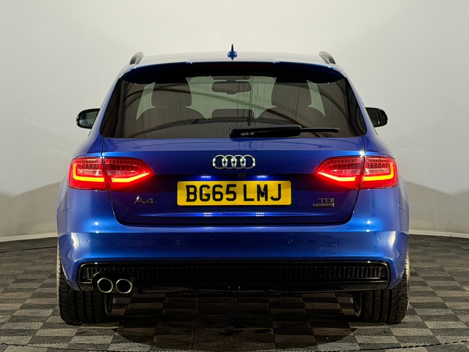 Used Audi A4 2015 for sale - 76414008: Photo 7