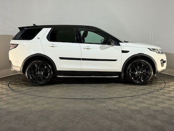 Used Land Rover Discovery Sport 2015 for sale - 78594832: Photo