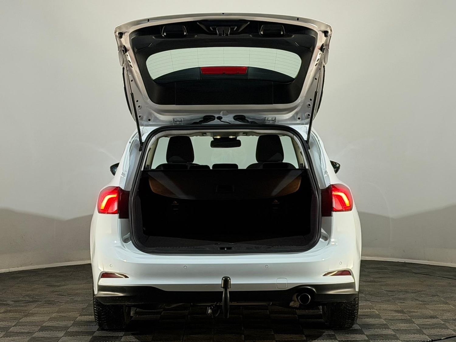 Used Ford Focus 2021 for sale - 77127571: Photo 8