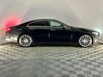 Used Mercedes-Benz CLS 2018 for sale - 76420113: Photo