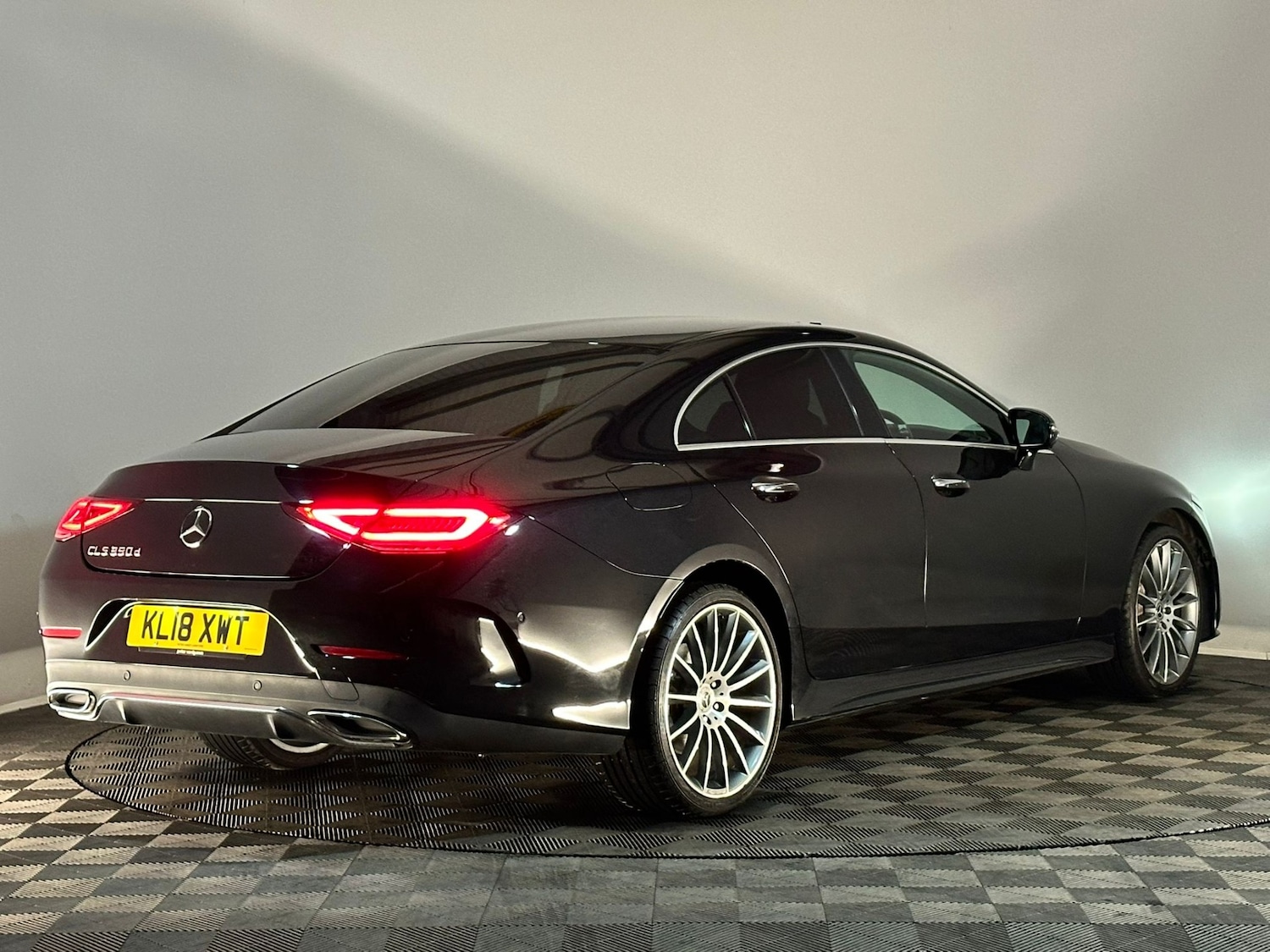 Used Mercedes-Benz CLS 2018 for sale - 76420113: Photo 6