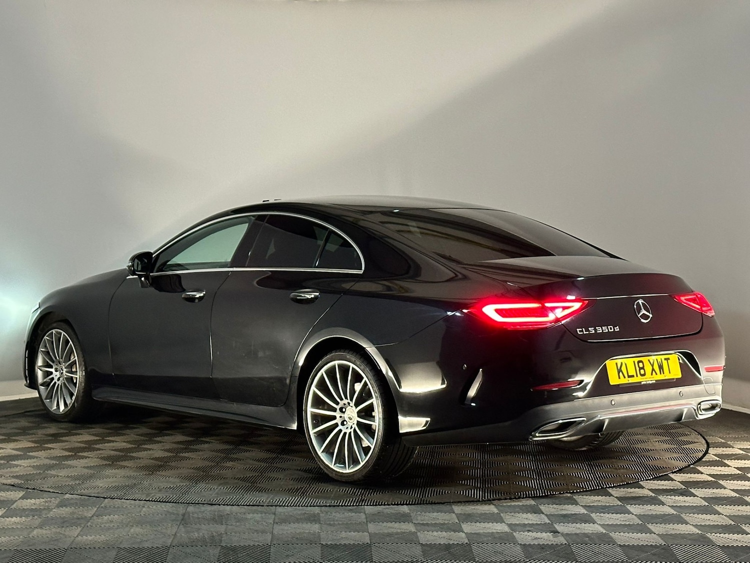 Used Mercedes-Benz CLS 2018 for sale - 76420113: Photo 9