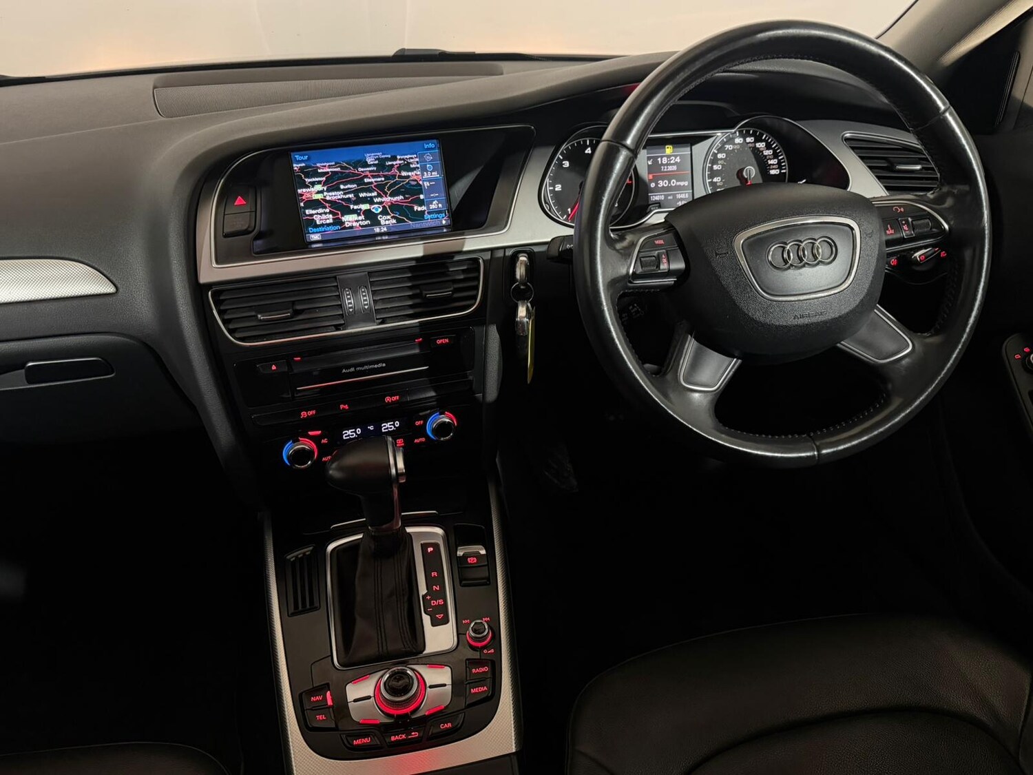 Used Audi A4 2013 for sale - 77480706: Photo 11