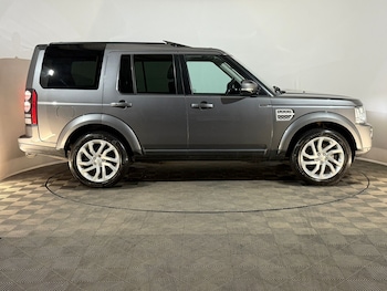 Used Land Rover Discovery 2015 for sale - 78476119: Photo