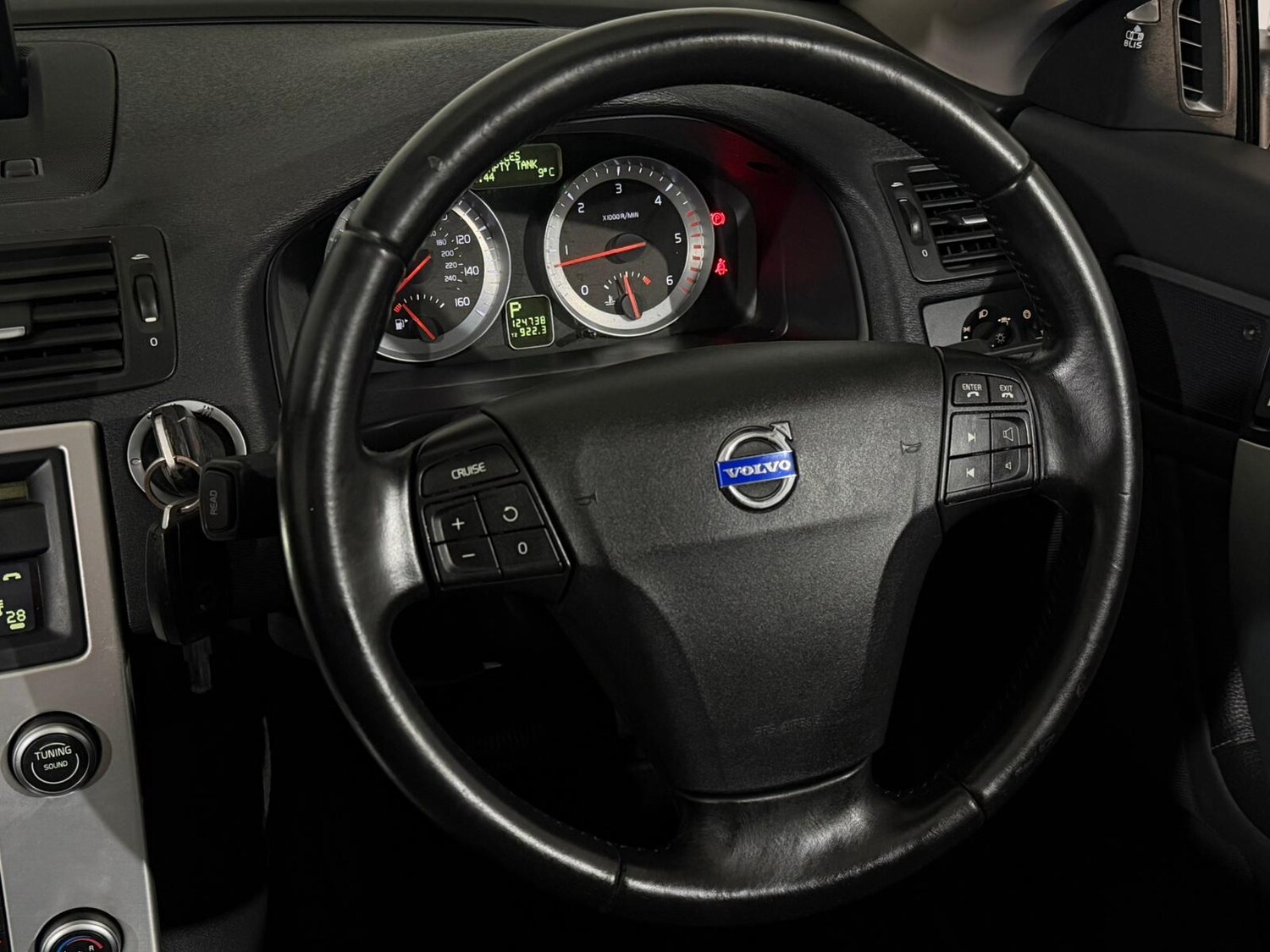 Used Volvo C70 2012 for sale - 77548474: Photo 18