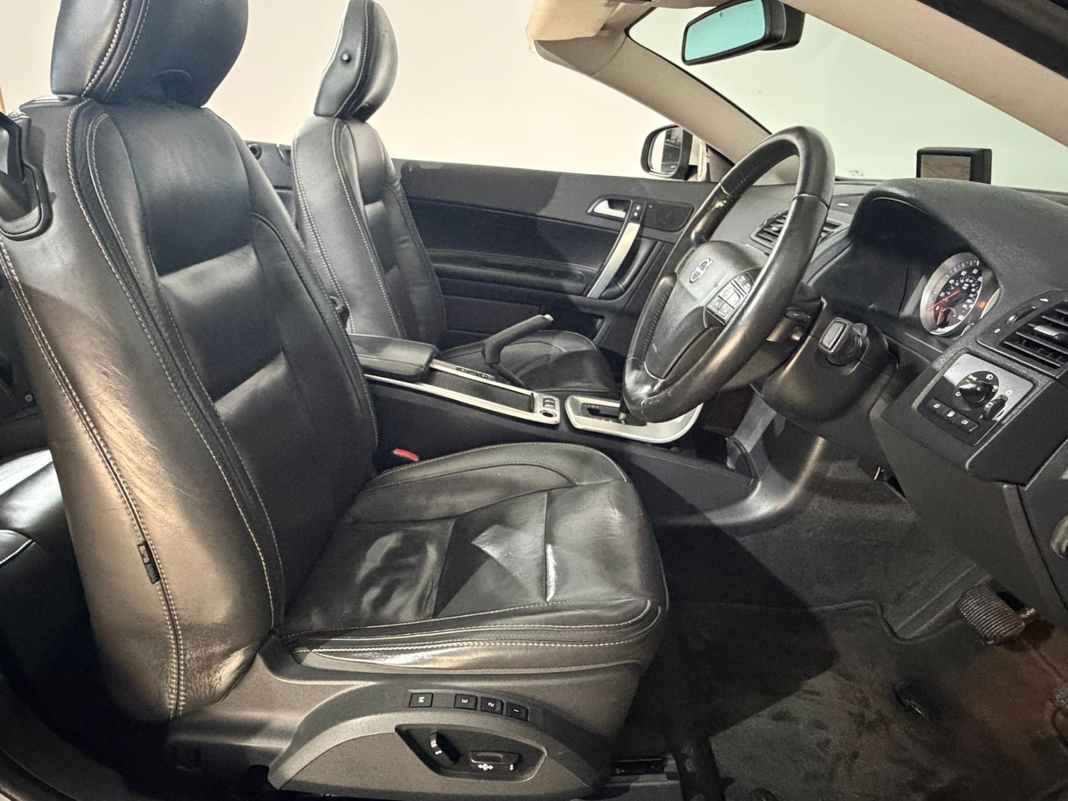 Used Volvo C70 2012 for sale - 77548474: Photo 21