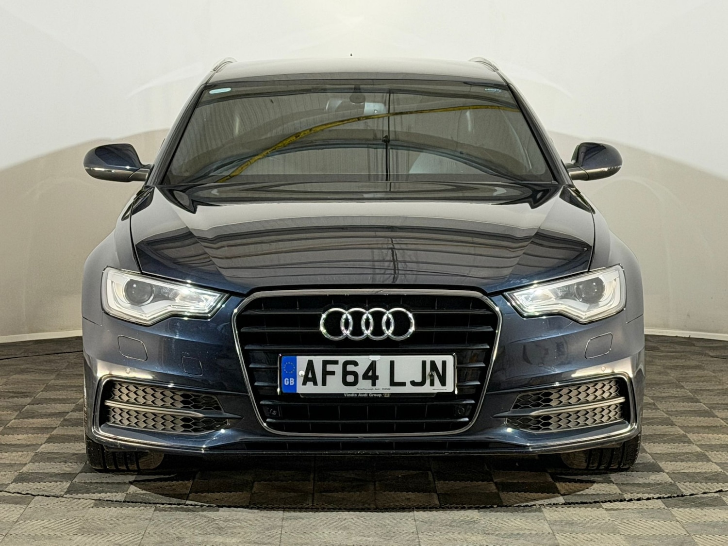 Used Audi A6 2014 for sale - 77898910: Photo 2