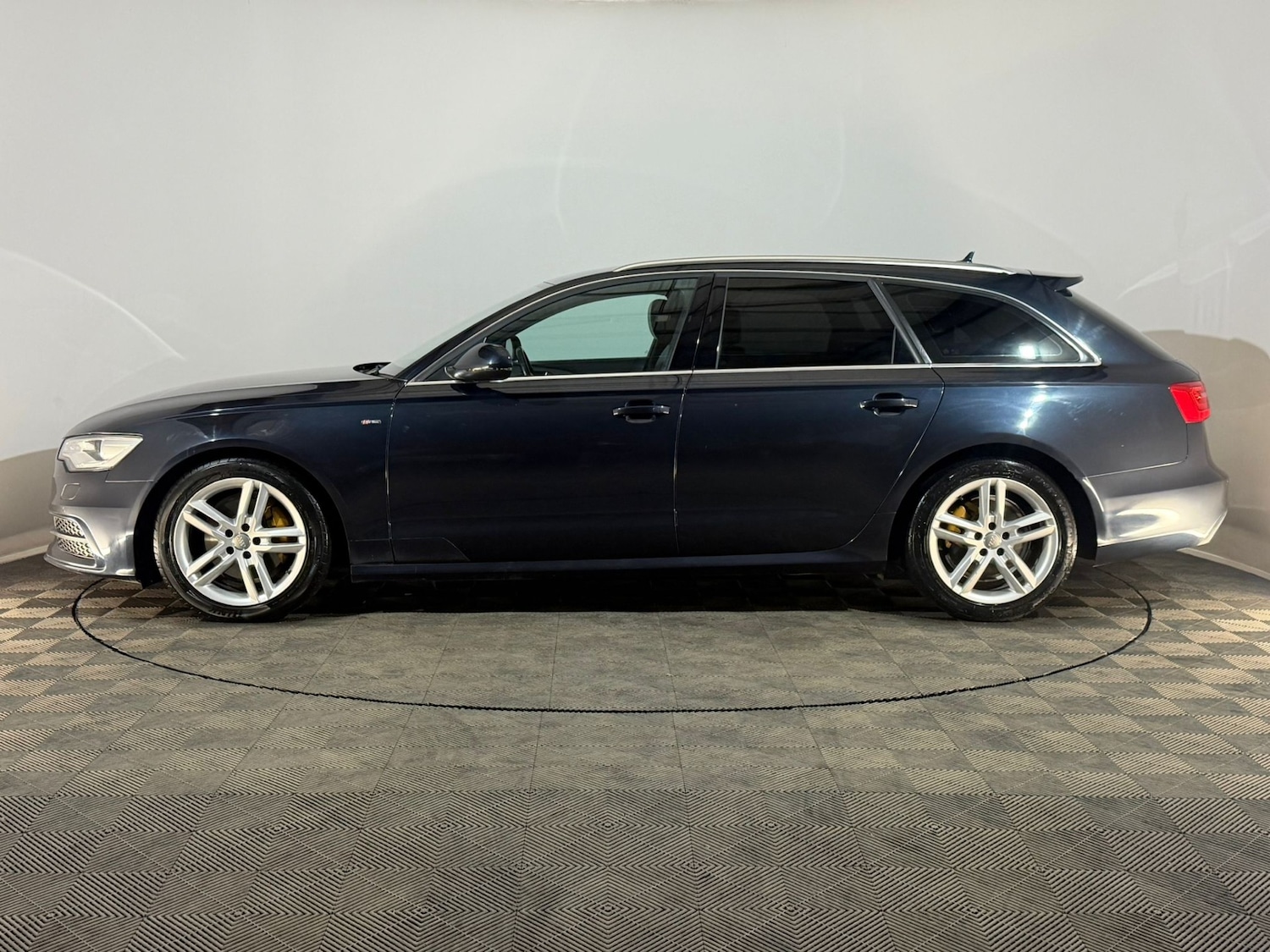 Used Audi A6 2014 for sale - 77898910: Photo 5