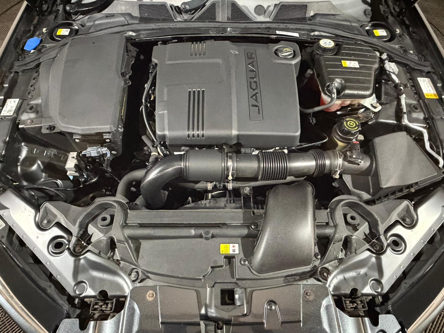 Used Jaguar XF 2014 for sale - 76616625: Photo 10