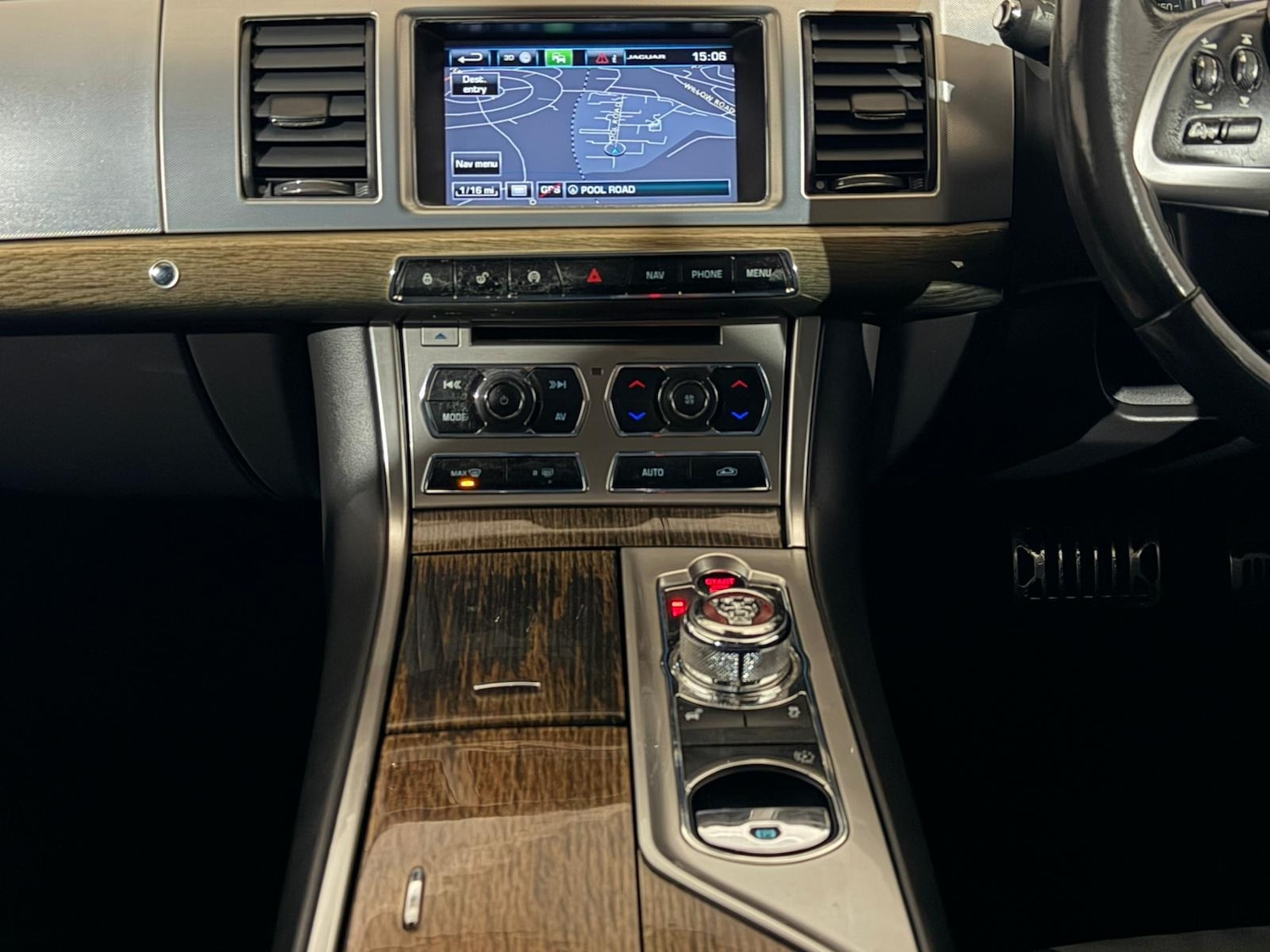 Used Jaguar XF 2014 for sale - 76616625: Photo 14