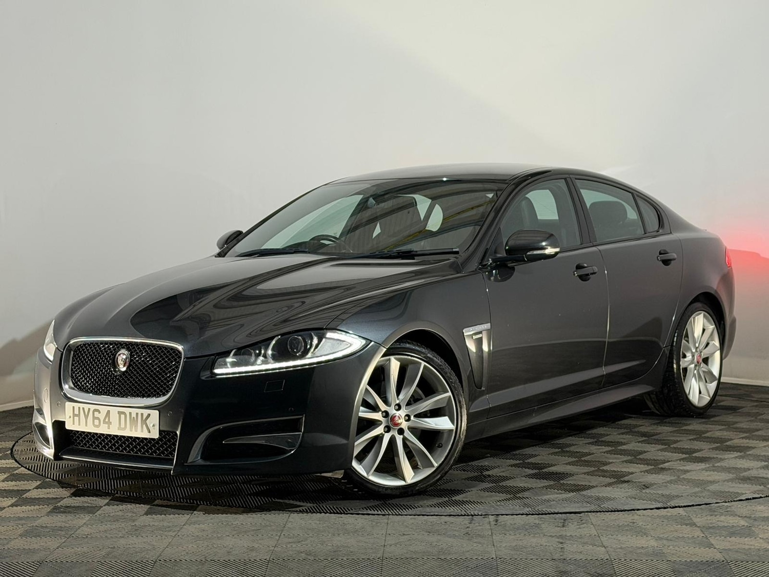 Used Jaguar XF 2014 for sale - 76616625: Photo 3