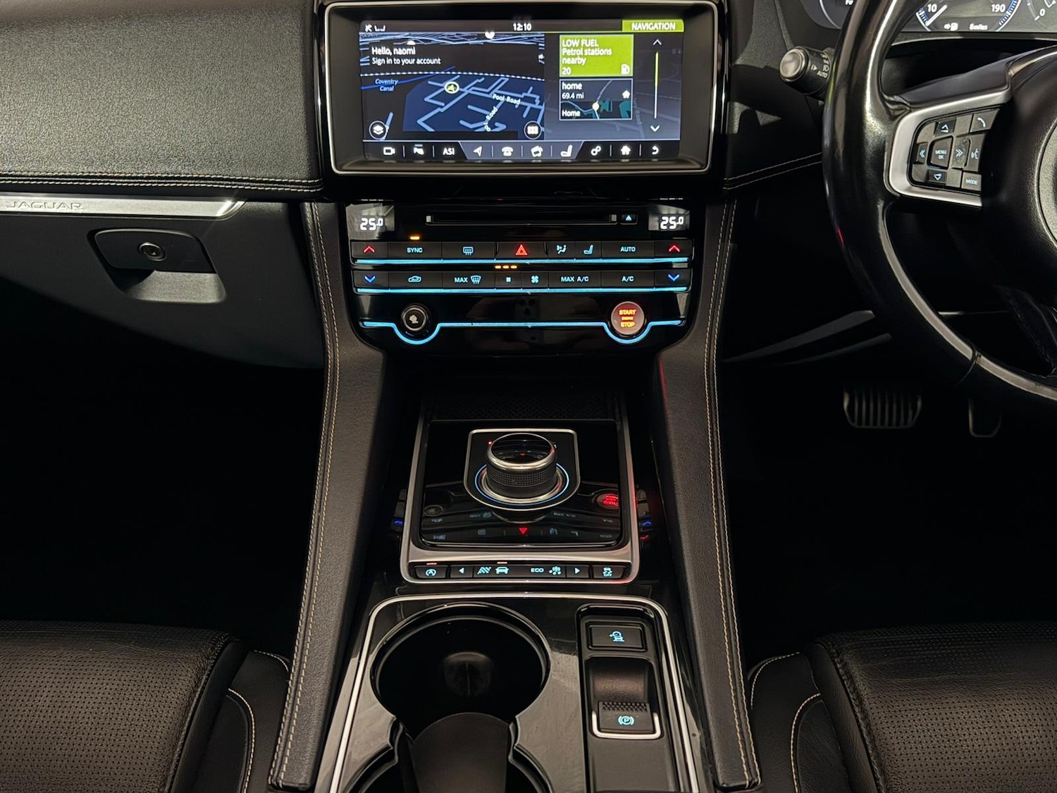 Used Jaguar F-Pace 2017 for sale - 77772047: Photo 16