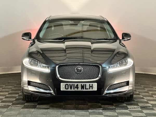 Used Jaguar XF 2014 for sale - 75073142: Photo 2