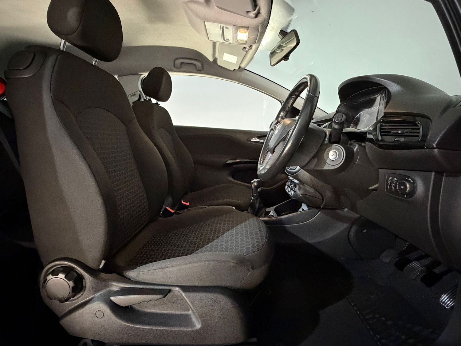 Used Vauxhall Corsa 2015 for sale - 76248354: Photo 15