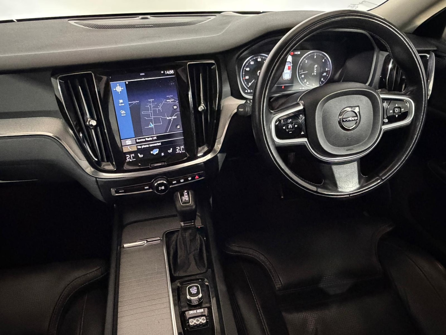 Used Volvo V60 2019 for sale - 77698504: Photo 12
