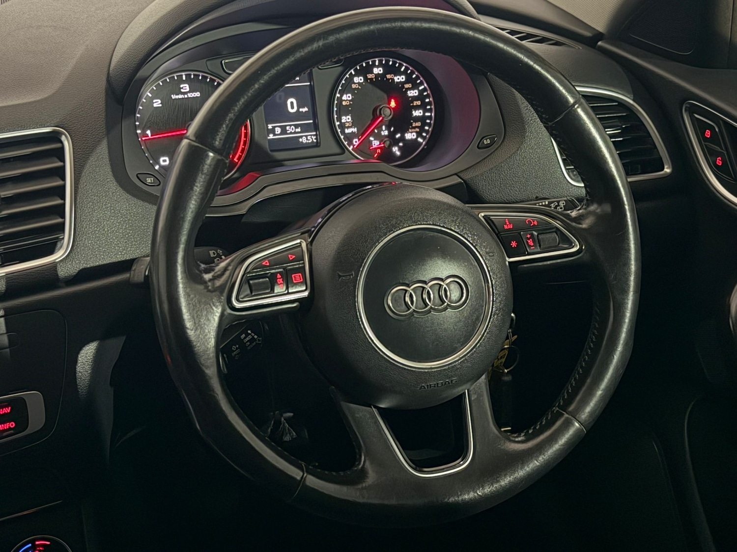 Used Audi Q3 2015 for sale - 77187280: Photo 14