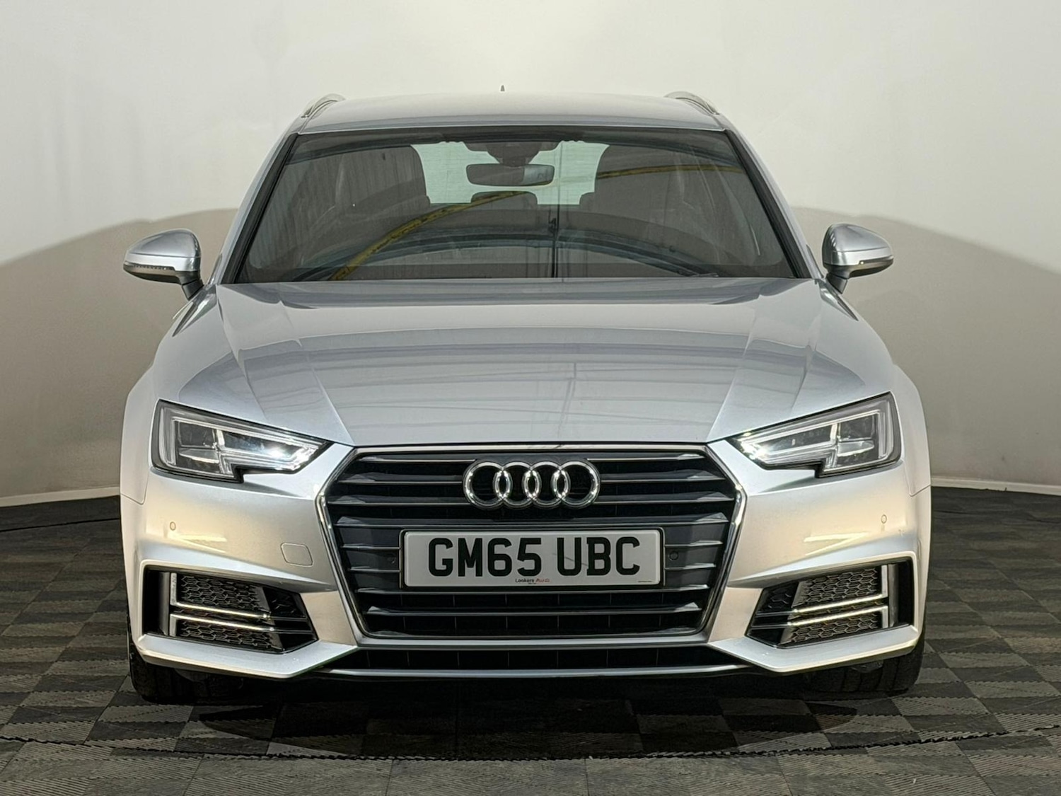 Used Audi A4 2016 for sale - 77501440: Photo 2
