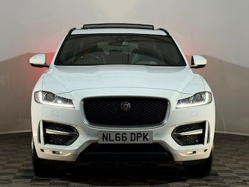 Used Jaguar F-Pace 2016 for sale - 79167965: Photo