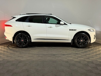 Used Jaguar F-Pace 2016 for sale - 79167965: Photo