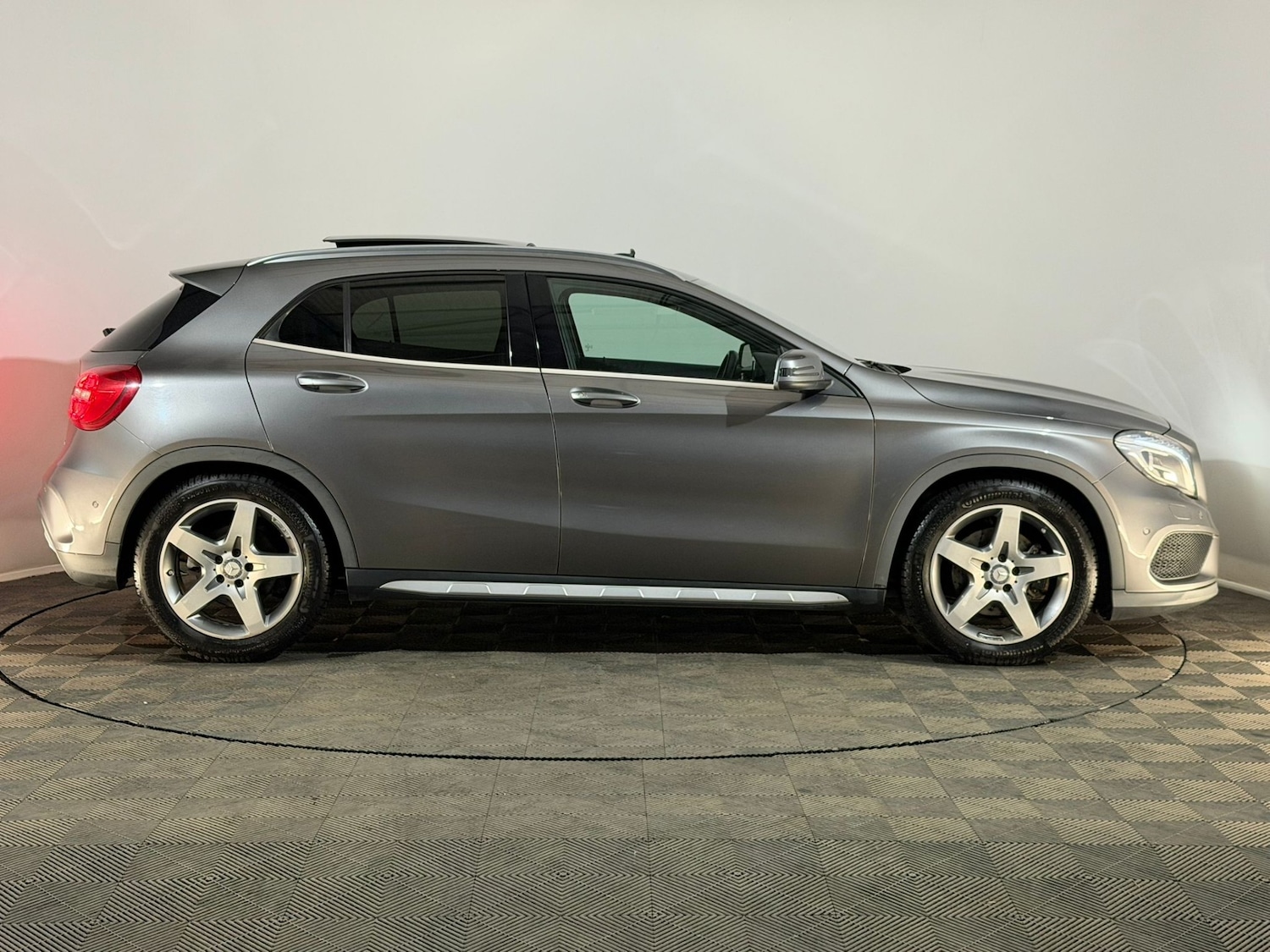 Used Mercedes-Benz GLA 2014 for sale - 78158391: Photo 4