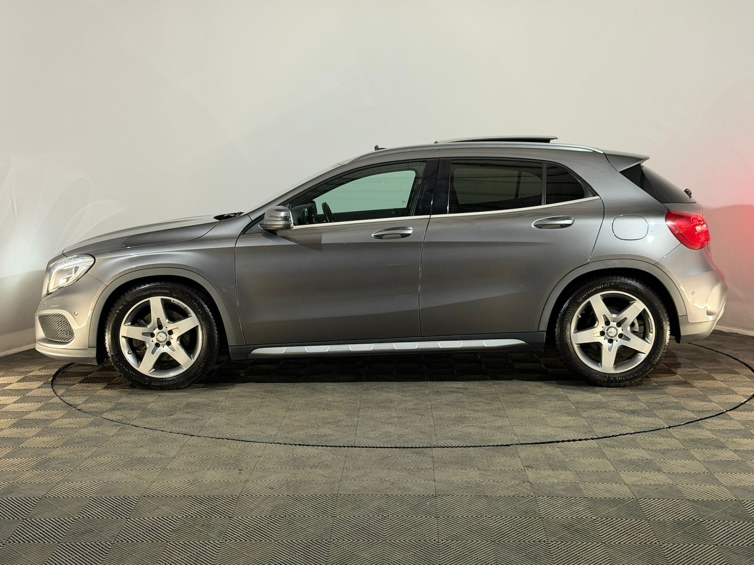 Used Mercedes-Benz GLA 2014 for sale - 78158391: Photo 5