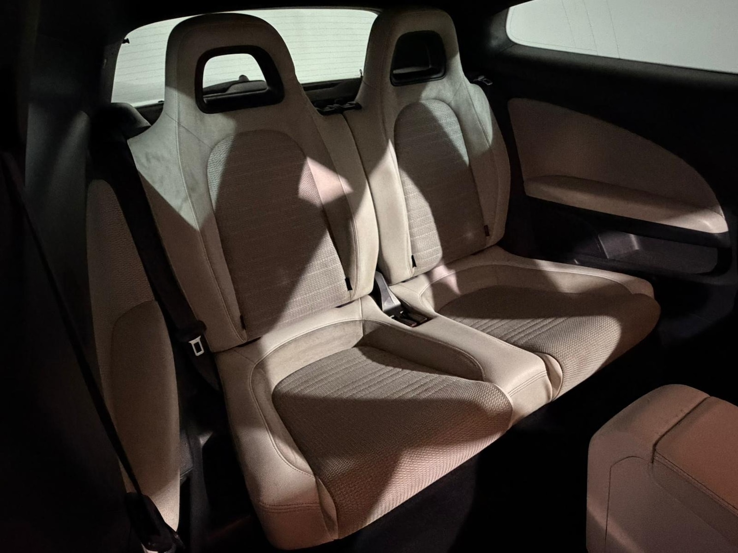 Used Volkswagen Scirocco 2015 for sale - 76327866: Photo 17