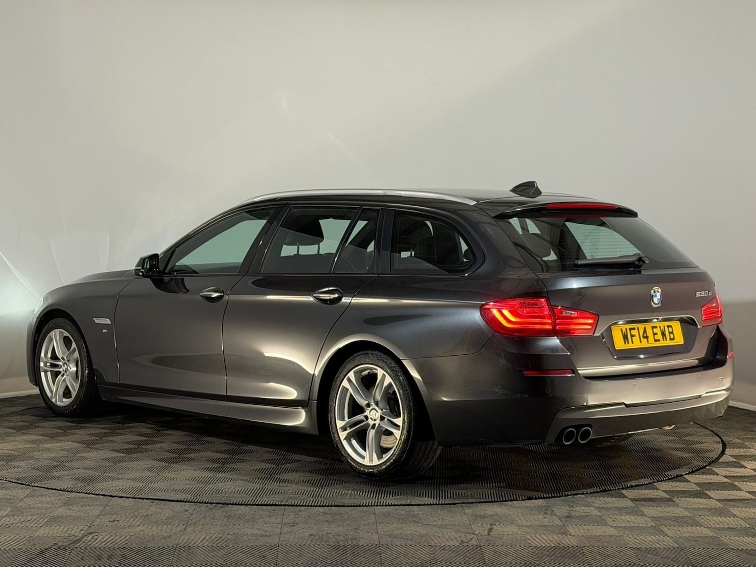 Used BMW 5 Series 2014 for sale - 76350516: Photo 9