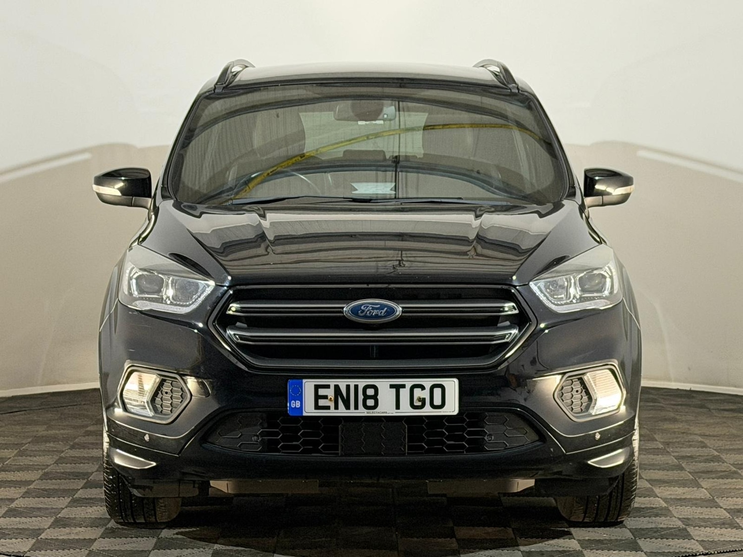 Used Ford Kuga 2018 for sale - 77772418: Photo 2