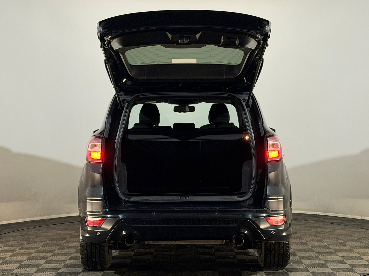 Used Ford Kuga 2018 for sale - 77772418: Photo 8