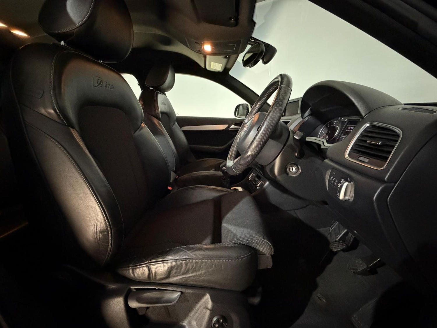 Used Audi Q3 2012 for sale - 77286429: Photo 13