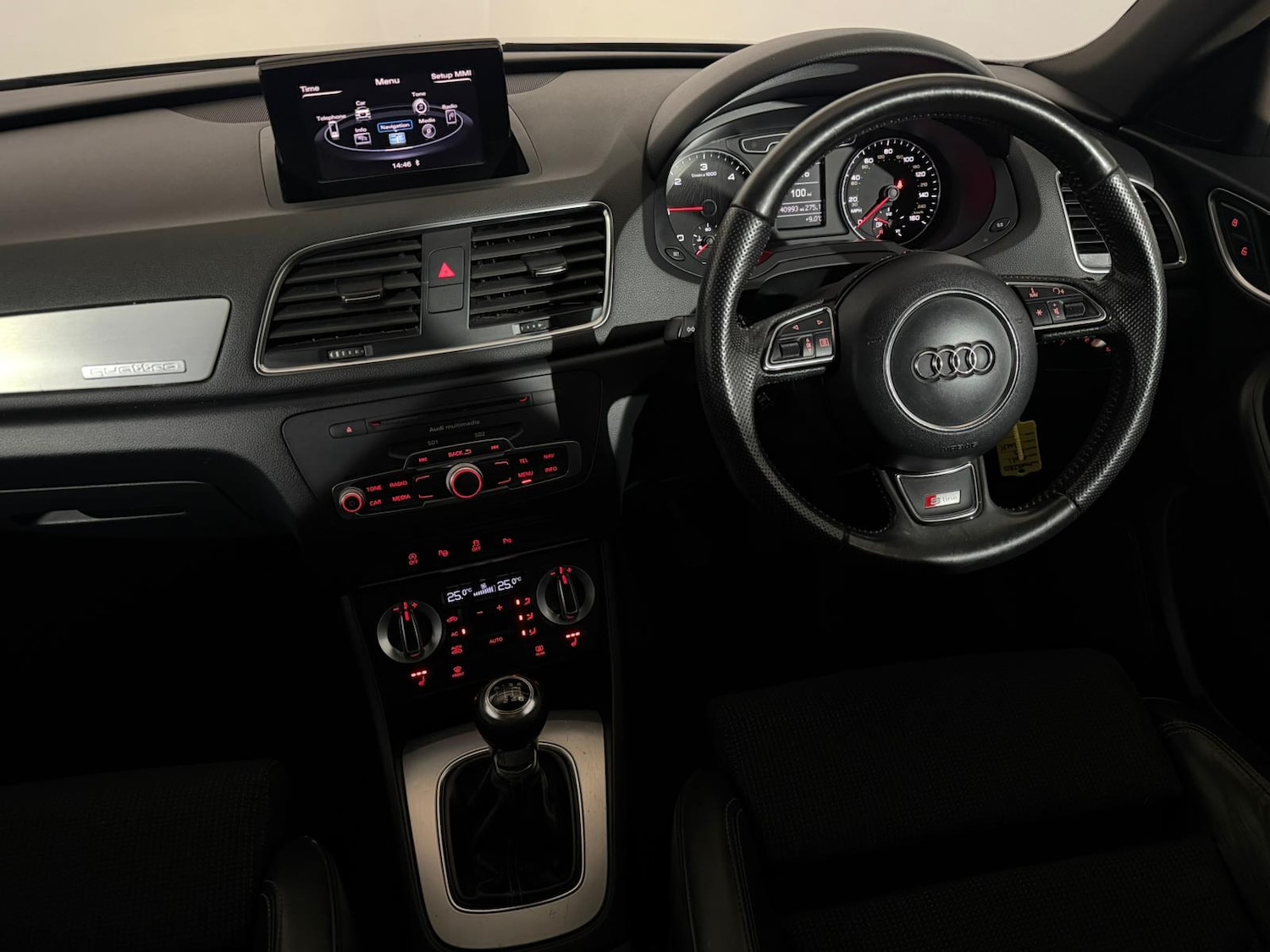 Used Audi Q3 2012 for sale - 77286429: Photo 9