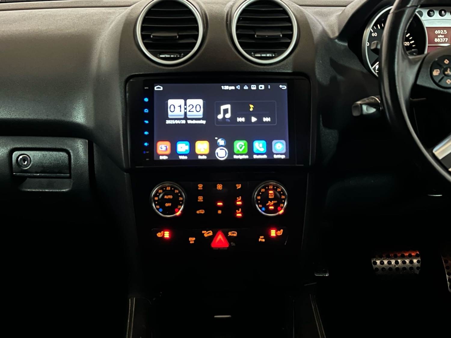 Used Mercedes-Benz M Class 2011 for sale - 77248256: Photo 14