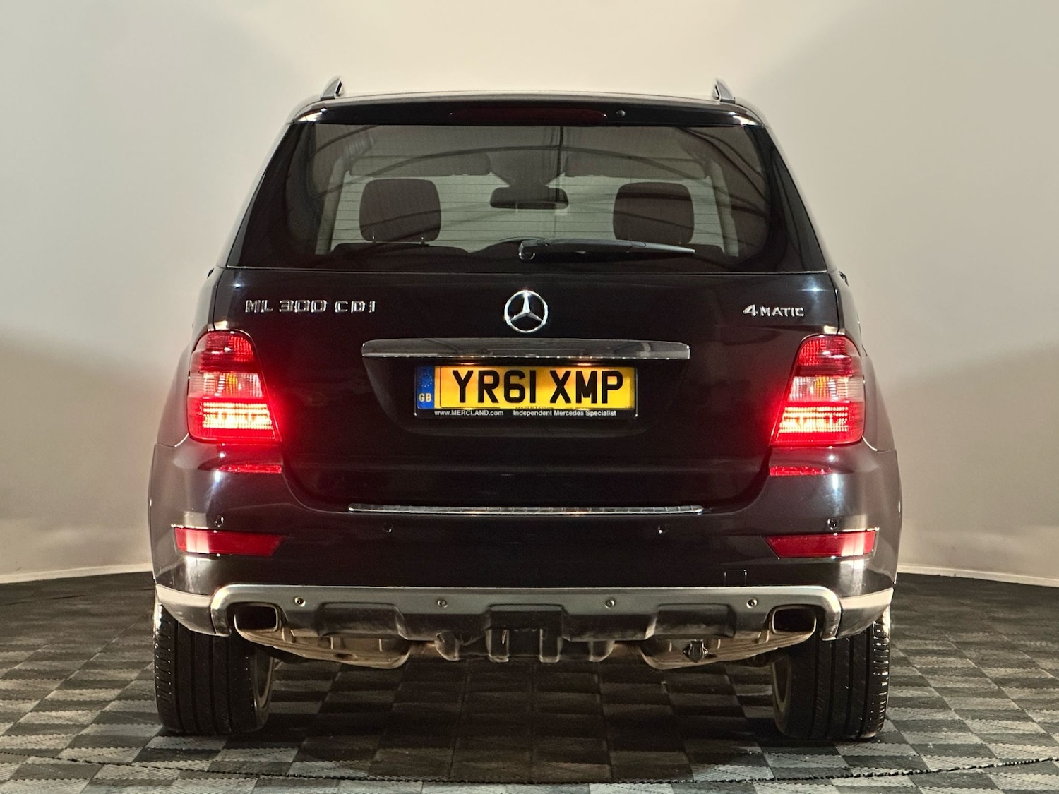 Used Mercedes-Benz M Class 2011 for sale - 77248256: Photo 7