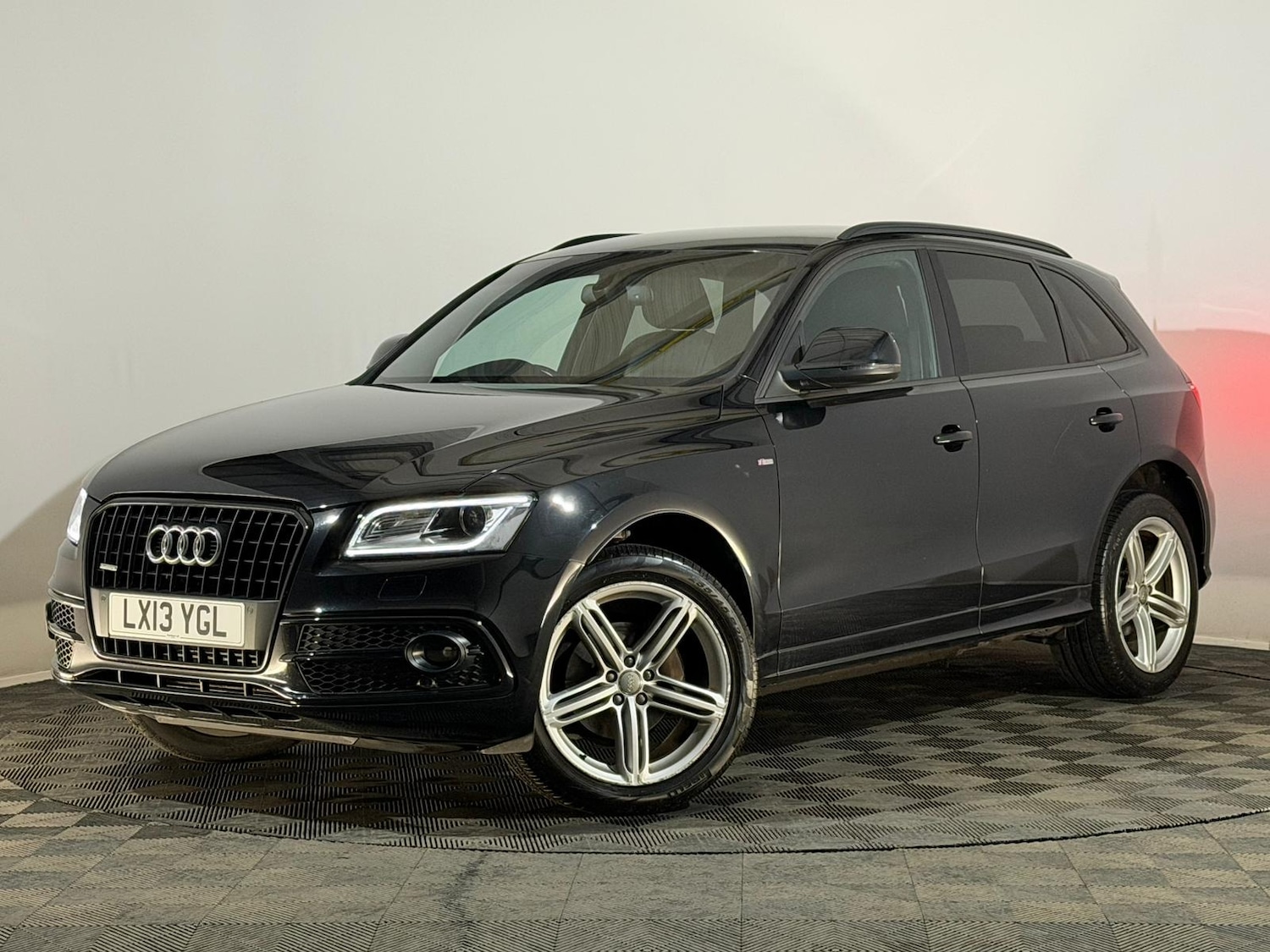 Used Audi Q5 2013 for sale - 76542511: Photo 3