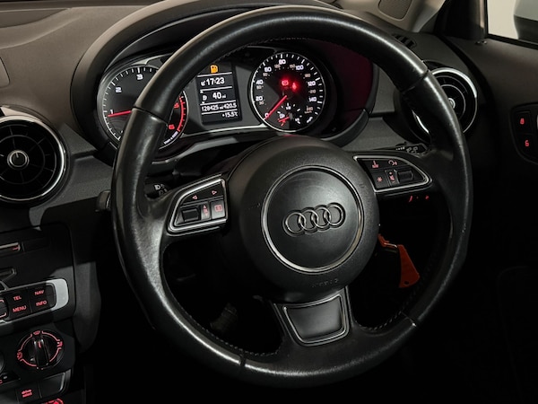 Used Audi A1 2015 for sale - 76154397: Photo 13