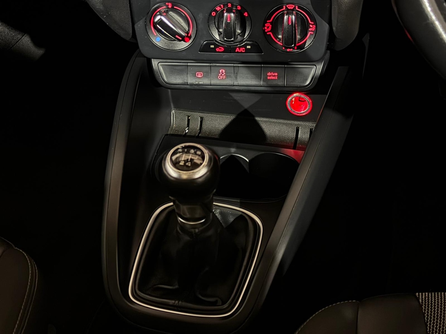 Used Audi A1 2015 for sale - 76154397: Photo 15