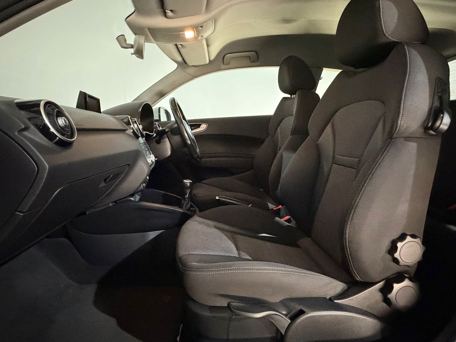 Used Audi A1 2015 for sale - 76154397: Photo 17