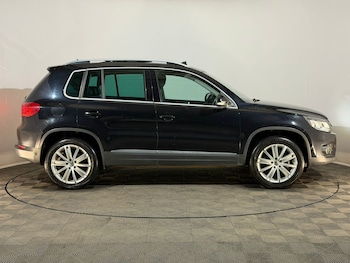 Used Volkswagen Tiguan 2011 for sale - 78771250: Photo