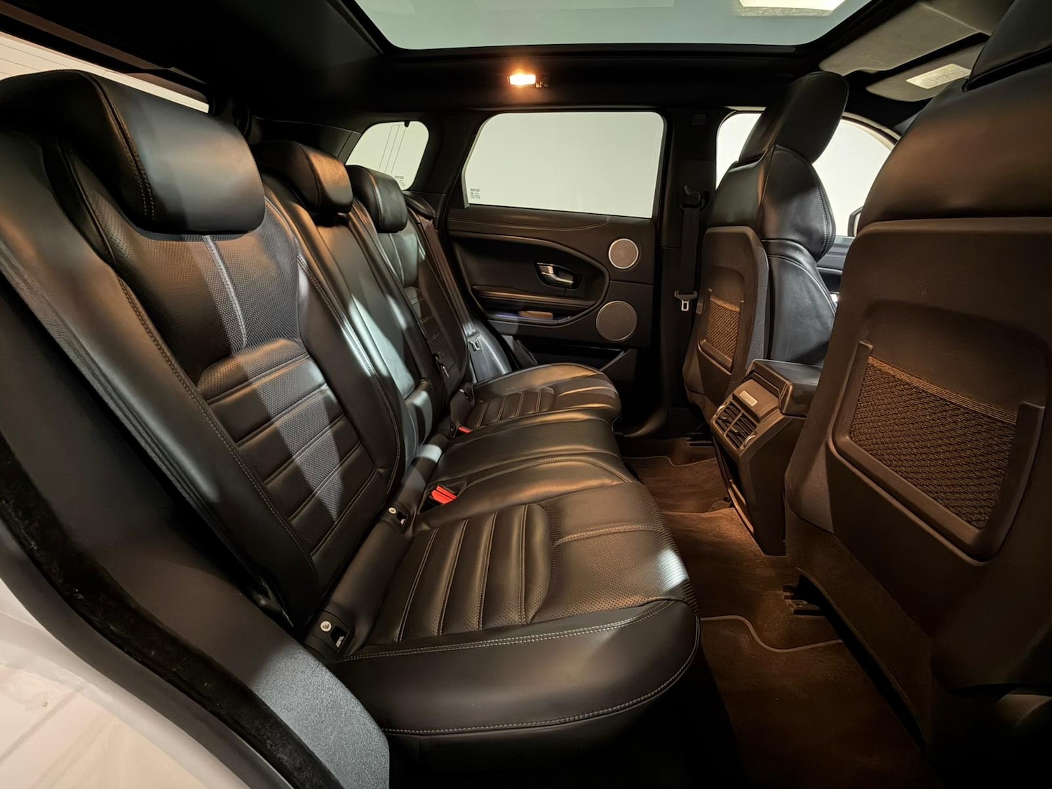 Used Land Rover Range Rover Evoque 2018 for sale - 77873716: Photo 18